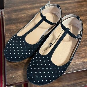 Torrid flat black shoes with silver embellishments size 10